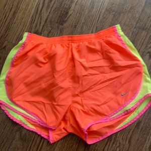 NIKE RUNNING SHORTS